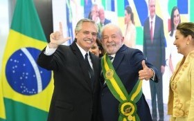 Política