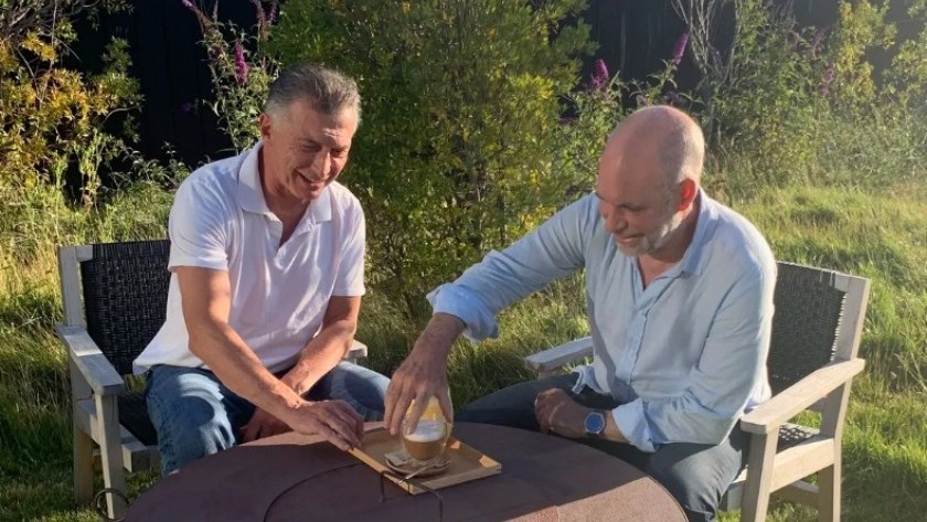 Larreta regresó a Villa La Angostura y se reunió con Mauricio Macri