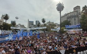 Política