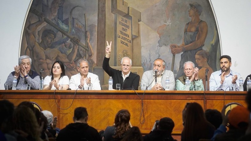 La CGT hizo un acto con Taiana y llamó a 