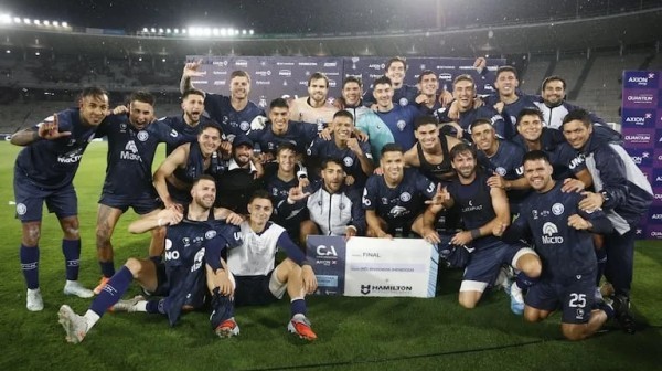 Independiente Rivadavia acertó en los penales y eliminó a River de la Copa Argentina