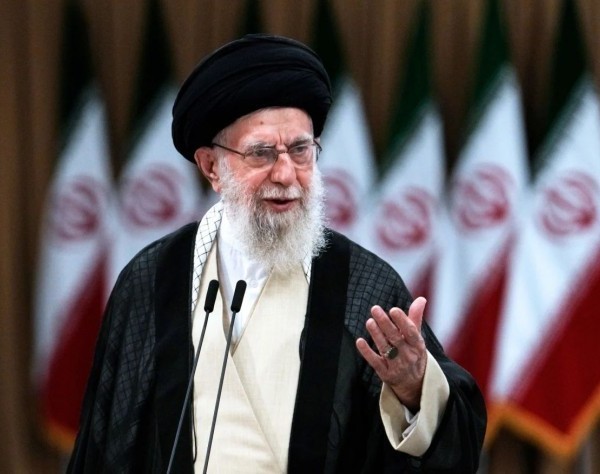 Irán confirma la muerte del Ayatolá Alí Jameneí tras ofensiva aliada