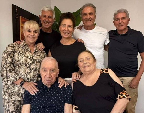 Bilardo celebró sus 88 años rodeado de campeones del mundo y emotivos mensajes