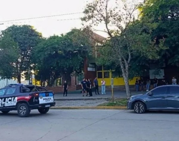 Un alumno fue armado a un colegio de Santa Fe y mató a un compañero