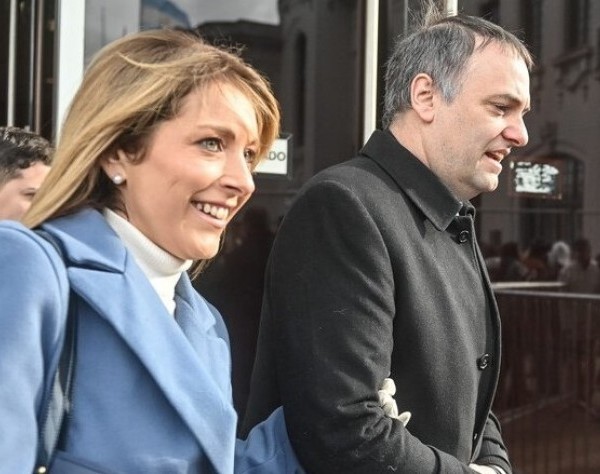 El oficialismo logró postergar la sesión una semana, pero avanza la interpelación de Adorni