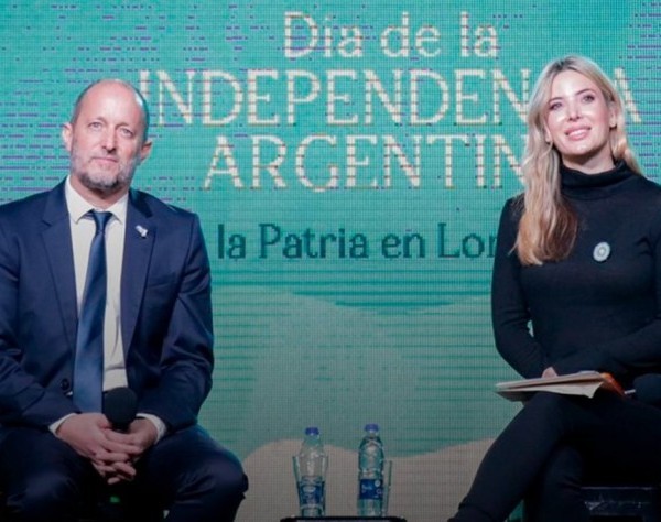 La Justicia rechazó detener a Martín Insaurralde y Jesica Cirio, pero les prohibió salir del país