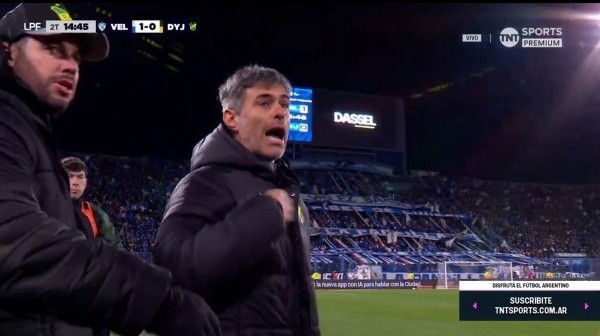 Escándalo en Liniers: Vaccari y su ayudante quisieron agarrarse a piñas con los Barros Schelotto