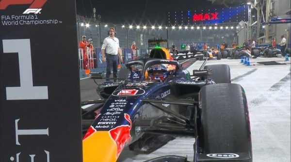 Verstappen ganó la Sprint y se quedó con la Pole, en el GP de Singapur